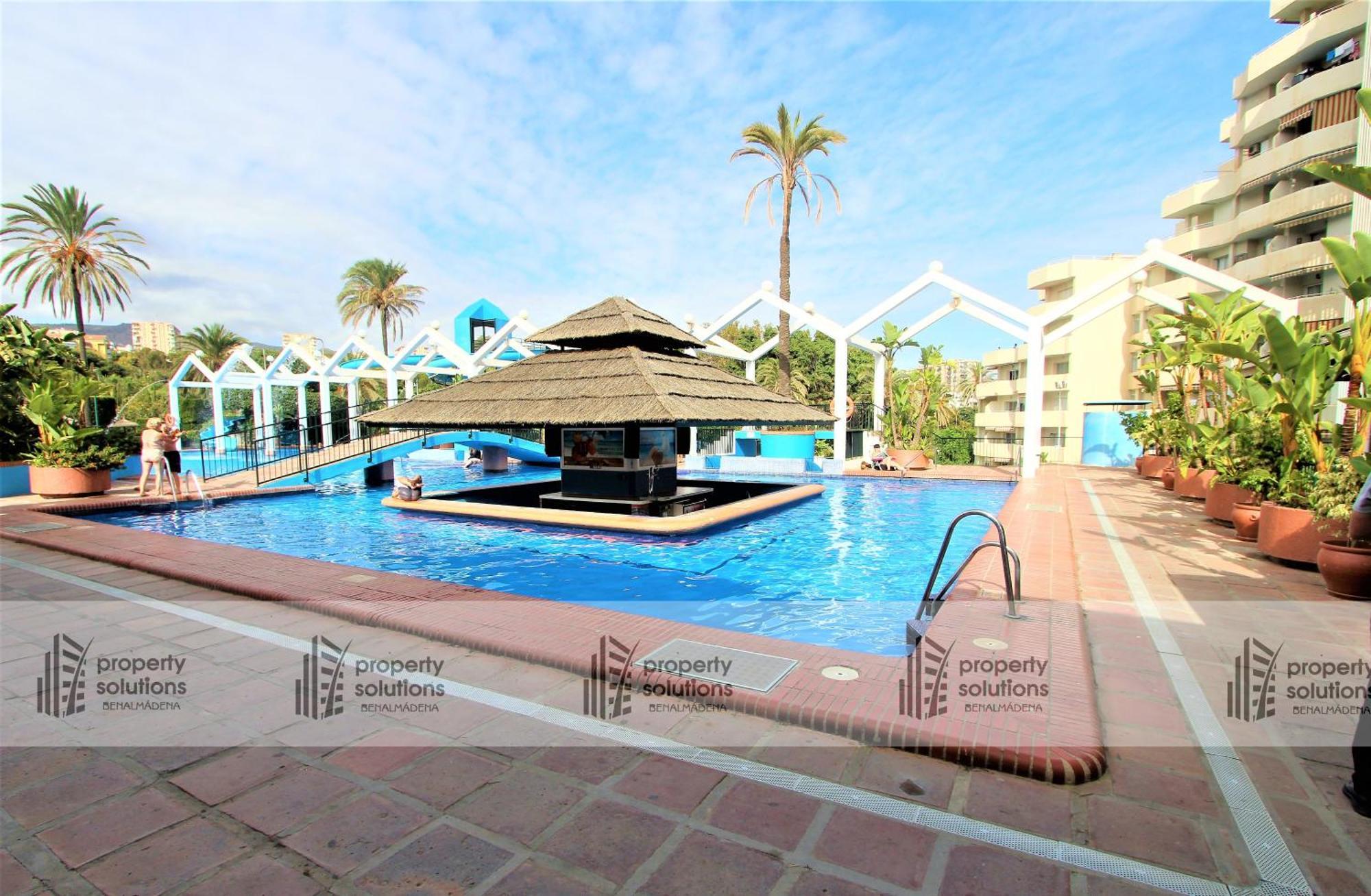 Benalbeach 1010 - Vista Al Mar - Piscina Todo El Ano - Primera Linea De Playa Бенальмадена Екстер'єр фото